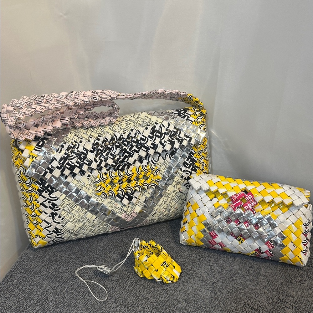 Woven Multicolor Shoulder Bag Set handmade - Picture 2 of 3